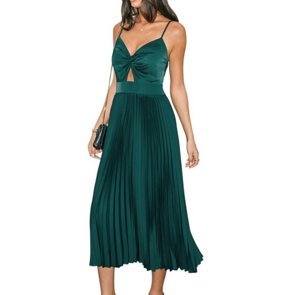 Emerald Green Medium Pleated Midi Dress with Knot Front & Spaghetti Straps - Picture 4 of 10